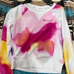 Super cute cropped crew neck!